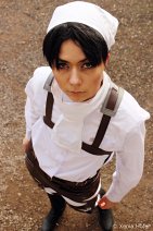 Cosplay-Cover: Levi [PUTZE]