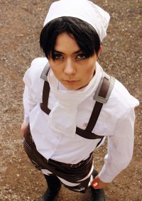 Cosplay-Cover: Levi [PUTZE]