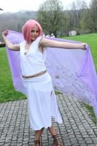 Cosplay-Cover: Bianchi (white suit)
