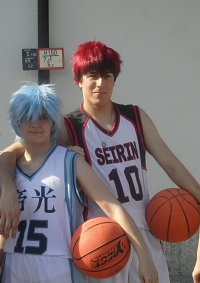 Cosplay-Cover: Tetsuya Kuroko (Teiko)