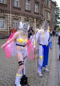 Cosplay-Cover: Angewomon