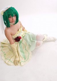 Cosplay-Cover: Ranka Lee (Yellow Wedding Dress)