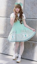 Cosplay-Cover: Angelic Pretty ~ Carnival Wappen JSK