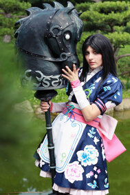 Cosplay-Cover: Alice Liddell 『Silk Maiden』