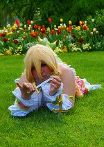 Cosplay-Cover: Anri [Childhood Version]