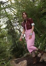 Cosplay-Cover: Aerith Gainsborough (エアリス・ゲインズブール)