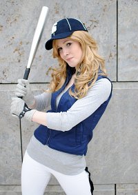 Cosplay-Cover: Rosalie Hale (Baseball Outfit)