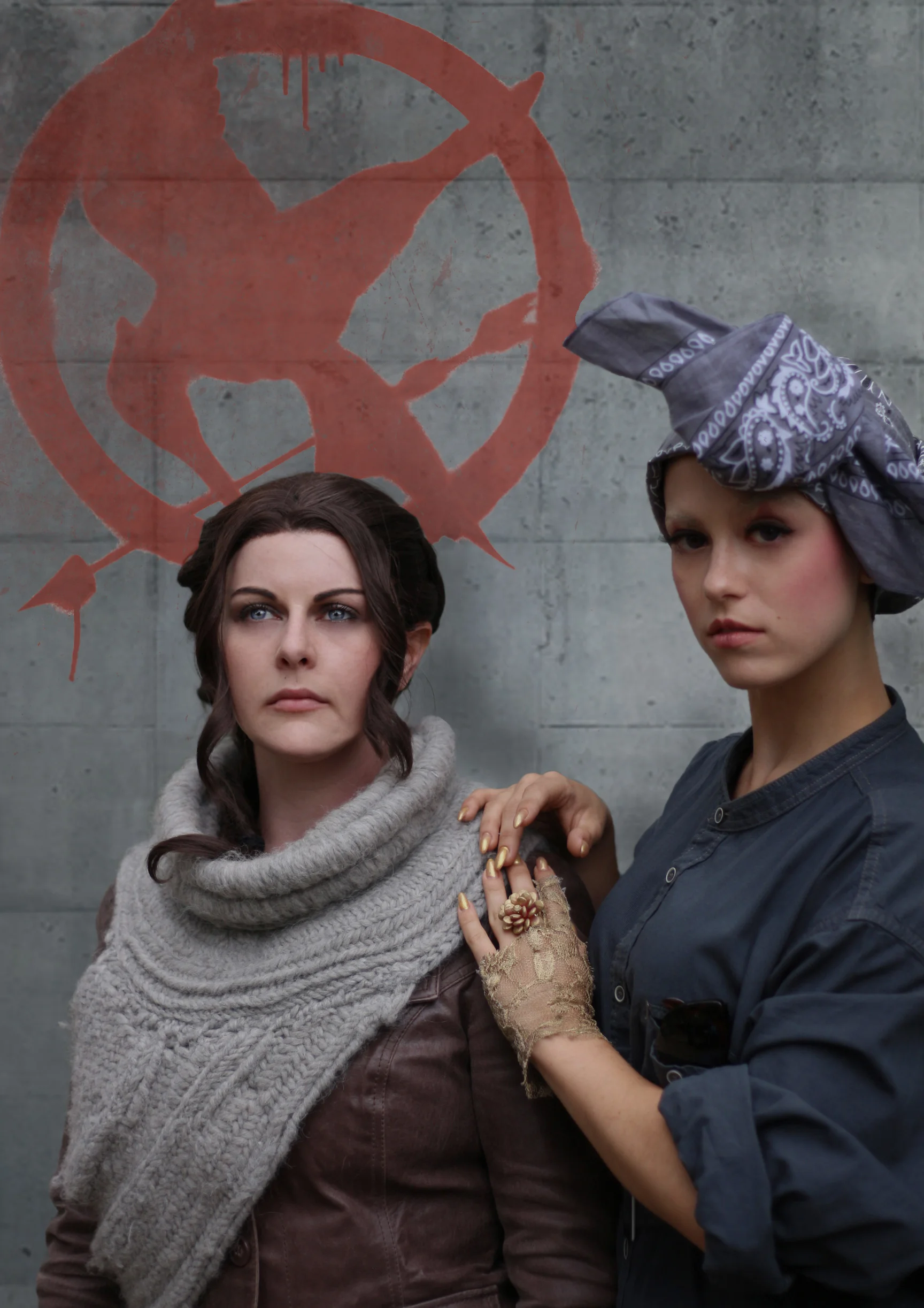 Cosplay-Cover: Katniss Everdeen (Catching Fire Hunting Outfit)