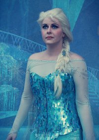 Cosplay-Cover: Queen Elsa of Arendelle
