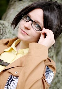 Cosplay-Cover: Hanji Zoe