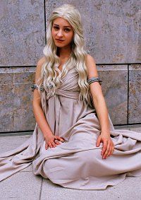 Cosplay-Cover: Daenerys Targaryen [Wedding Dress]