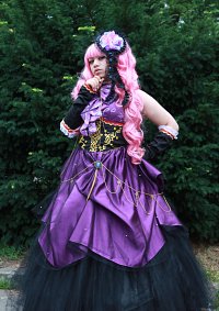 Cosplay-Cover: Luka Megurine (Sandplay - Singing of the Dragon)