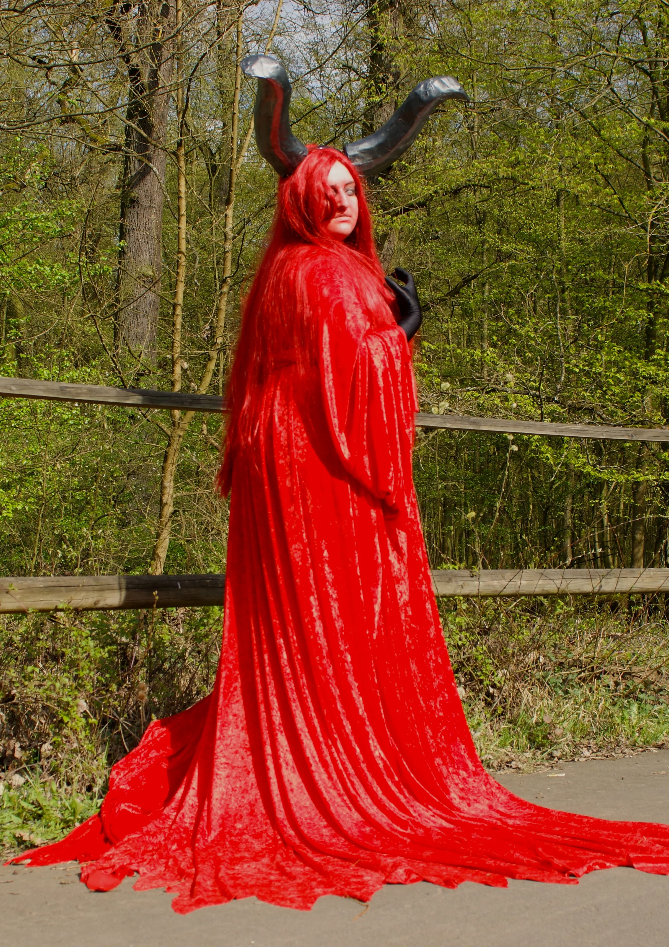 Cosplay-Cover: Der rote Stier