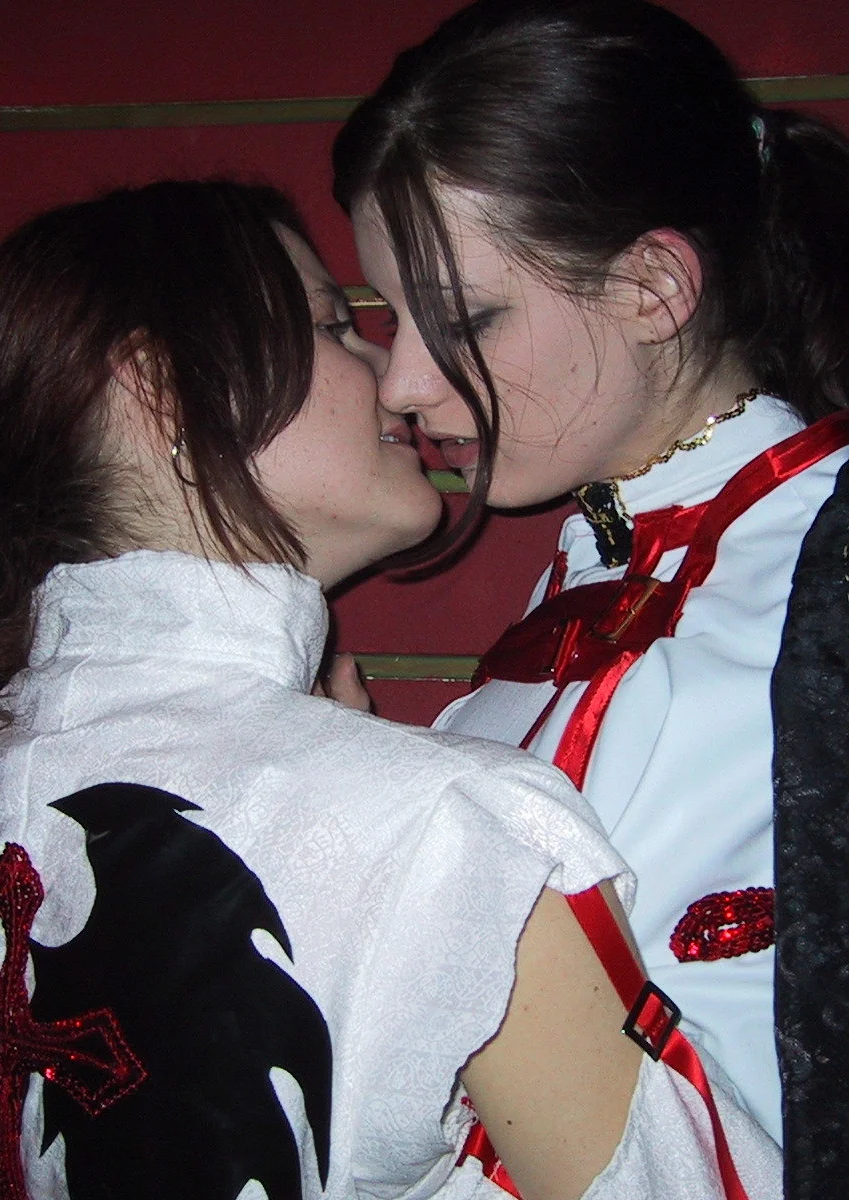 Cosplay-Cover: Fûma Monou (Priester Kostüm)