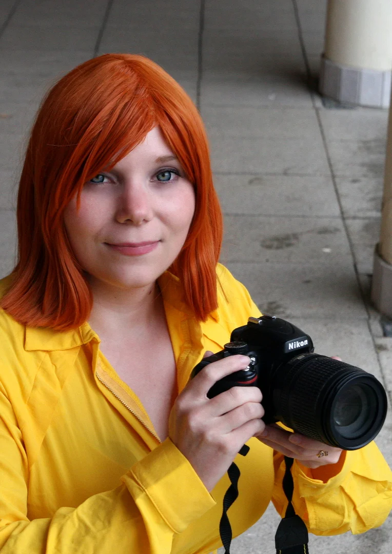 Cosplay-Cover: April