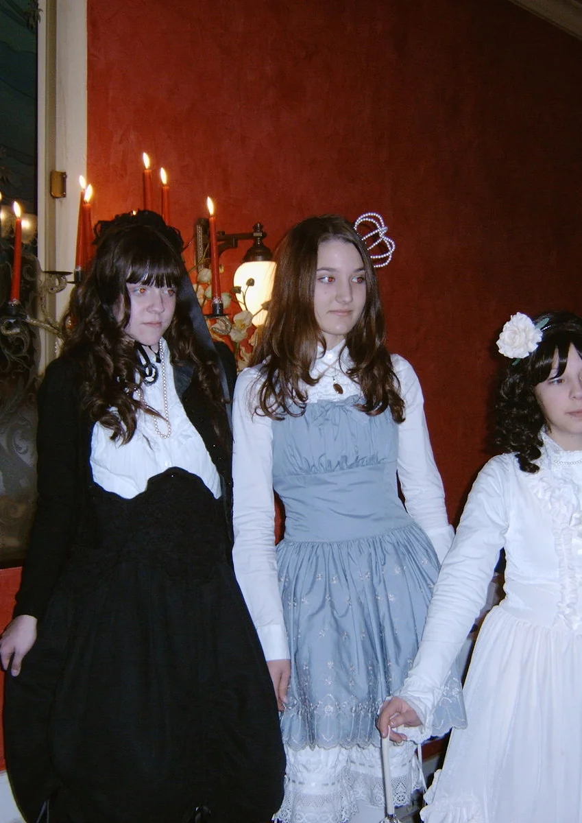 Cosplay-Cover: Winter-Lolita