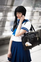 Cosplay-Cover: Yomi Takanashi (Schuluniform)