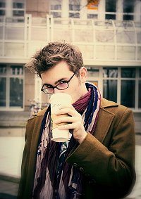 Cosplay-Cover: Hips!Ten (Hipster! Tenth Doctor - Blue Suit)