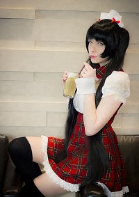 Cosplay-Cover: Tartan Bodyline Maid