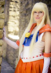 Cosplay-Cover: Sailor Venus Crystal