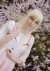 Cosplay-Cover: Kaori Miyazono (Pink Dress)