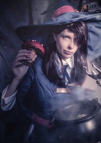 Cosplay-Cover: Akko (Witch)