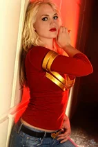Cosplay-Cover: Cassandra "Cassie" Sandsmark [Wonder Girl]