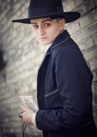 Cosplay-Cover: Credence Barebone