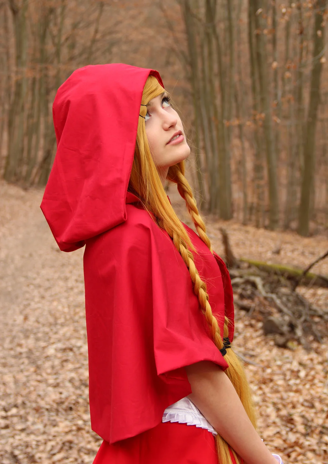 Cosplay-Cover: Rotkäppchen