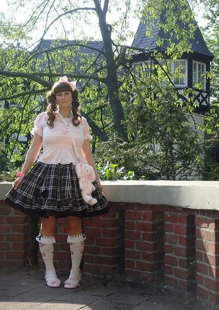 Cosplay-Cover: Kawaii Usakumya and Gloomy