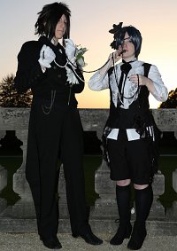 Cosplay-Cover: Ciel Phantomhive (black lily version)