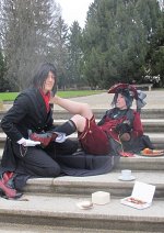 Cosplay-Cover: Ciel Phantomhive (red winter outfit)