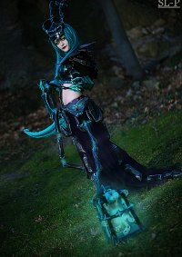 Cosplay-Cover: Thresh (female)