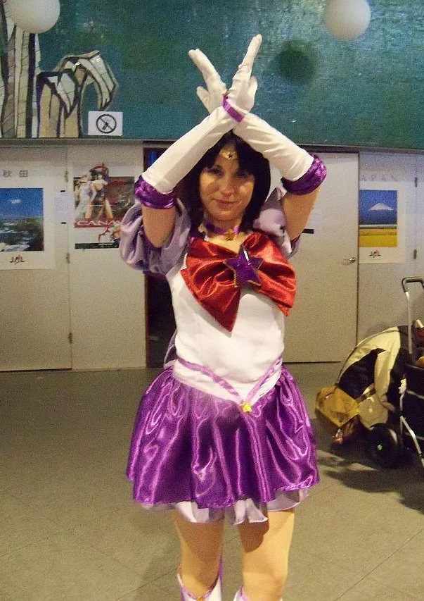 Cosplay-Cover: Eternal Sailor Saturn