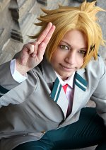 Cosplay-Cover: Denki Kaminari - School Uniform