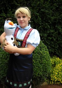 Cosplay-Cover: Elsa of Arendelle Toodlers