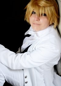 Cosplay-Cover: Oz Bezarius ~ Latowidge Uniform