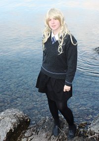 Cosplay-Cover: Luna Lovegood [Schul-Uniform]