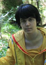 Cosplay-Cover: Ian [Male Tribut] Distrikt 3 (Arena)