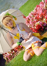 Cosplay-Cover: Edna/ Hephsin Yulind