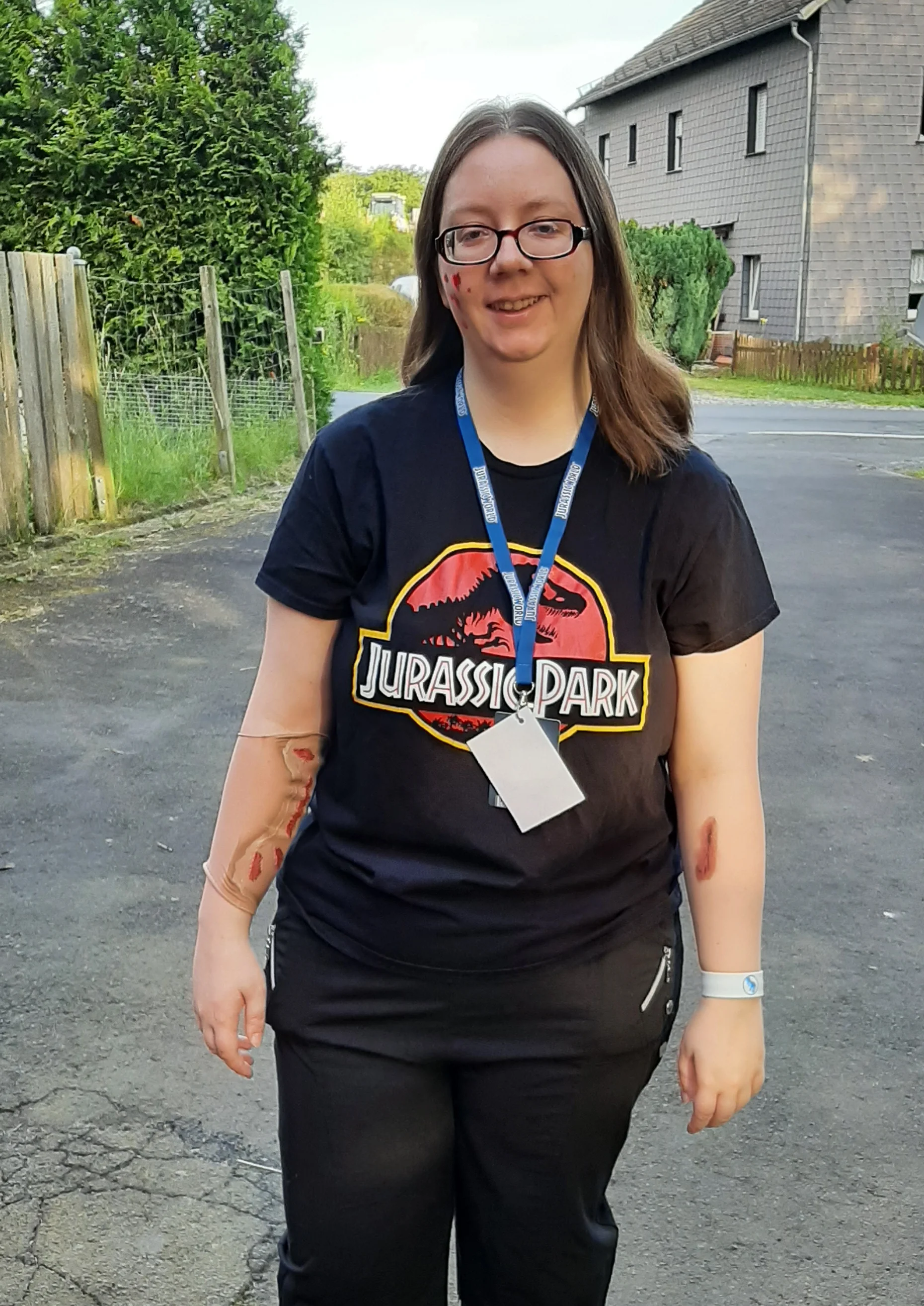 Cosplay-Cover: Jurassic World Survivor