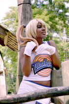 Cosplay-Cover: Lola Bunny (Space Jam)