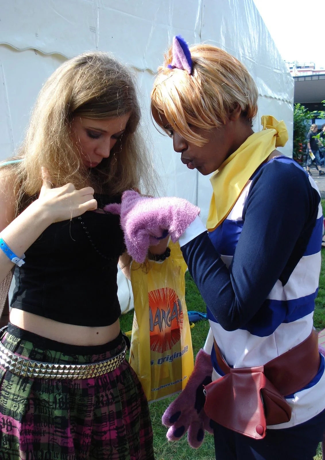 Cosplay-Cover: Pinky & Bauchfrei