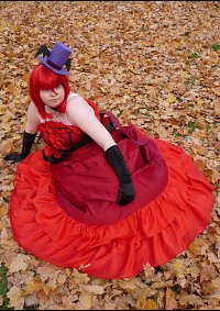 Cosplay-Cover: Madame Red [Ballgown]