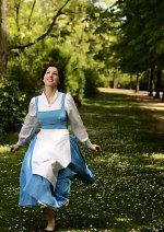 Cosplay-Cover: Belle [Blue Peasant Dress]