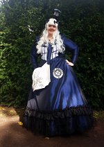 Cosplay-Cover: TARDIS (Gijinka)