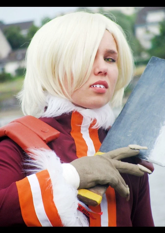 Cosplay-Cover: Viral