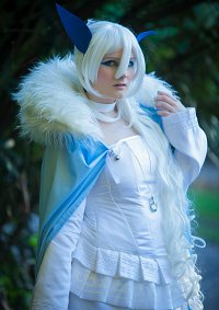 Cosplay-Cover: Lugia [Gijinka]