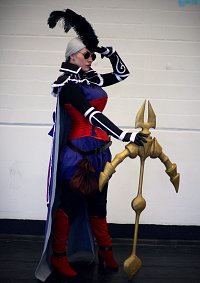 Cosplay-Cover: Aristocrat Vayne