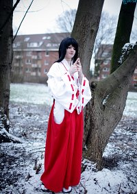 Cosplay-Cover: Kikyo